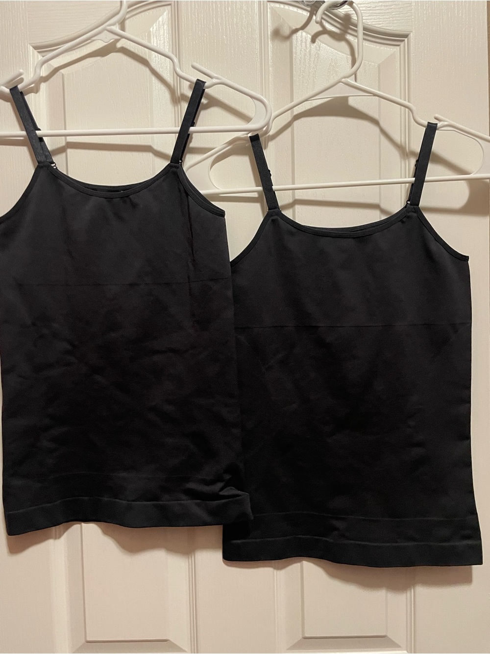 Black Women's Seamless Sapermint Cami Tank Top
